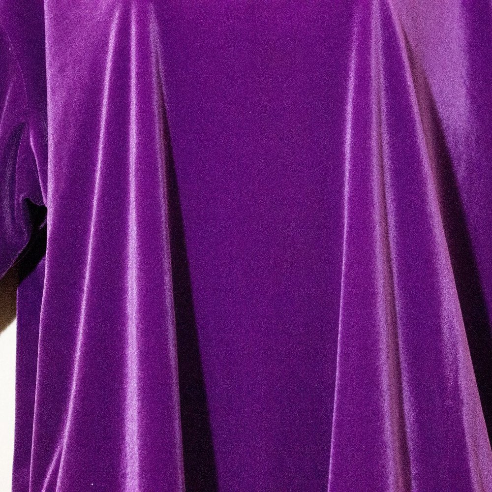 Sold. Purple Velvet Top Vintage 80s 90s short sleeve - Picture 6 of 9